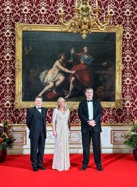 v. l. n. r.: Dr. Thomas Rösch, Karin Baumüller-Söder, Ministerpräsident Dr. Markus Söder