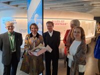 Eröffnung Carl Orff Museum, 30. Oktober 2025v.l.: Sabine Fröhlich (Orff-Zentrum München/OZM), Judith Janowski (Geschäftsführende Vorständin Carl Orff Stiftung/COMU), Dr. Thomas Rösch (Direktor OZM), Christine Morawa (OZM), Claudia Zwenzner (OZM)