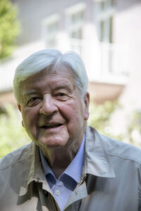 Prof. Dr. Dr. h.c. Hans Maier im Garten des Orff-Zetrums München, 23. Juni 2016